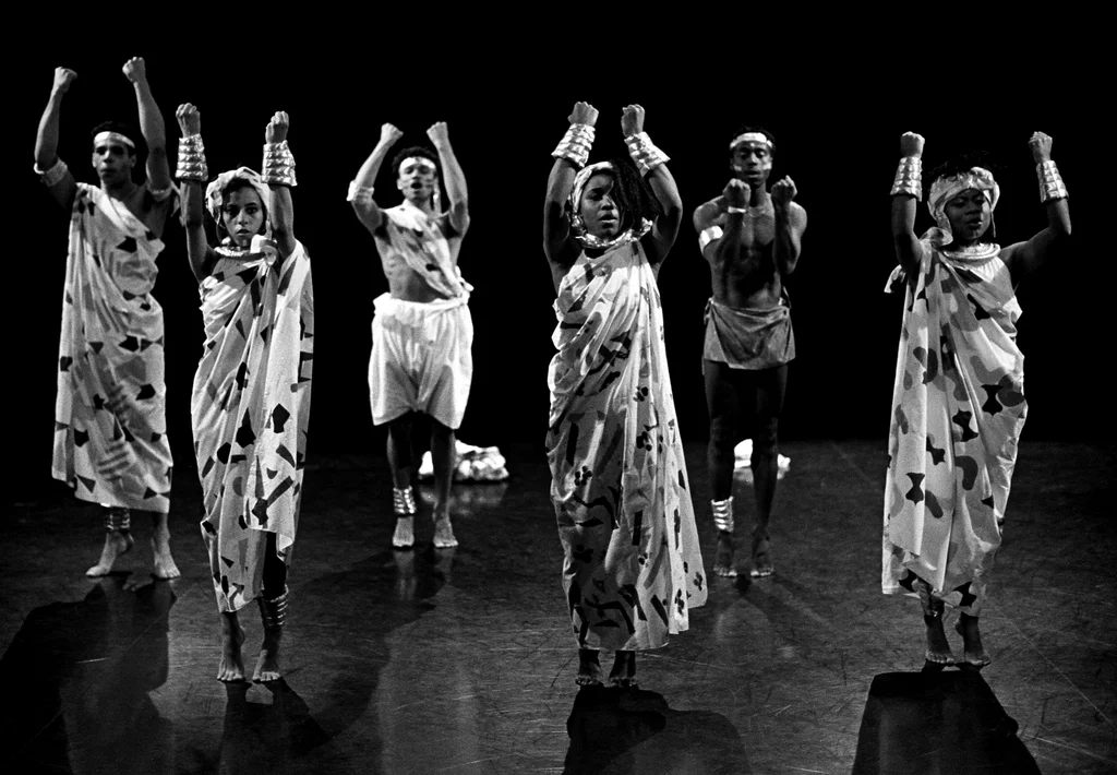 Linked image (Ytiq_Cosmic Illusion Productios_Patrick Muller_5