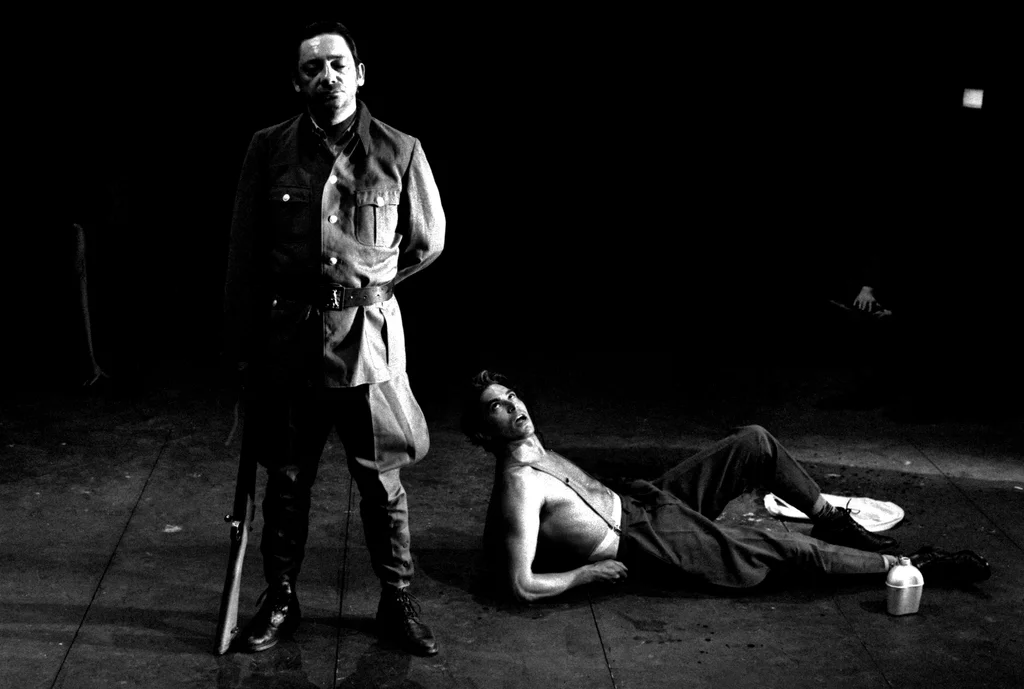 Linked image (Carmen 1936_De Nieuw Amsterdam en Torka-T_Robert Siân_20