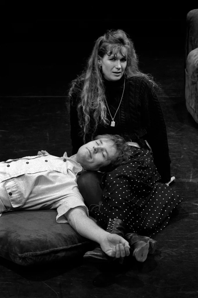 Linked image (De figuranten_Cosmic_Karim Traïdia_8