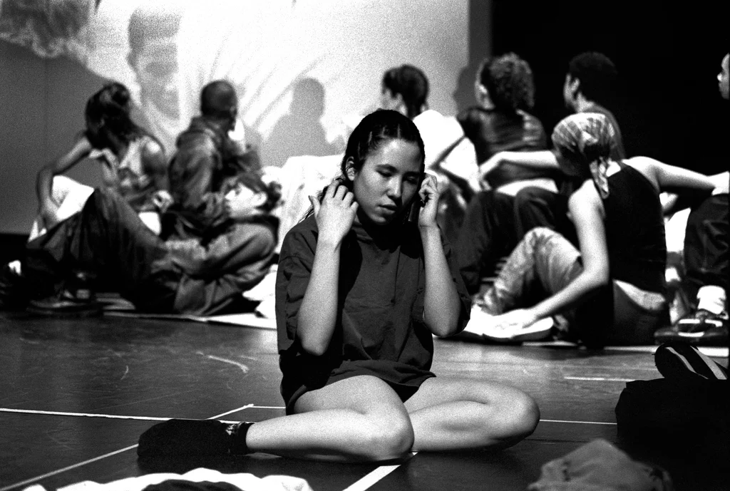 Linked image (Raptrap_Jongerentheater Artisjok Nultwintig_Nita Liem en Harm van Geel_17