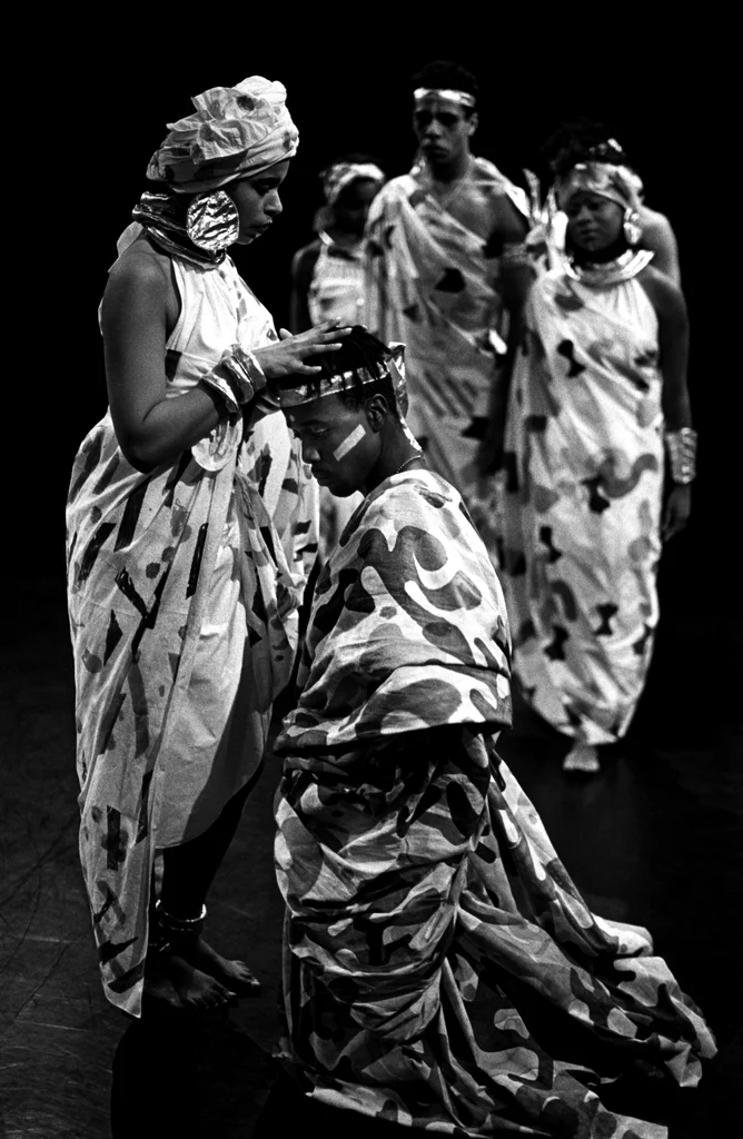 Linked image (Ytiq_Cosmic Illusion Productios_Patrick Muller_11