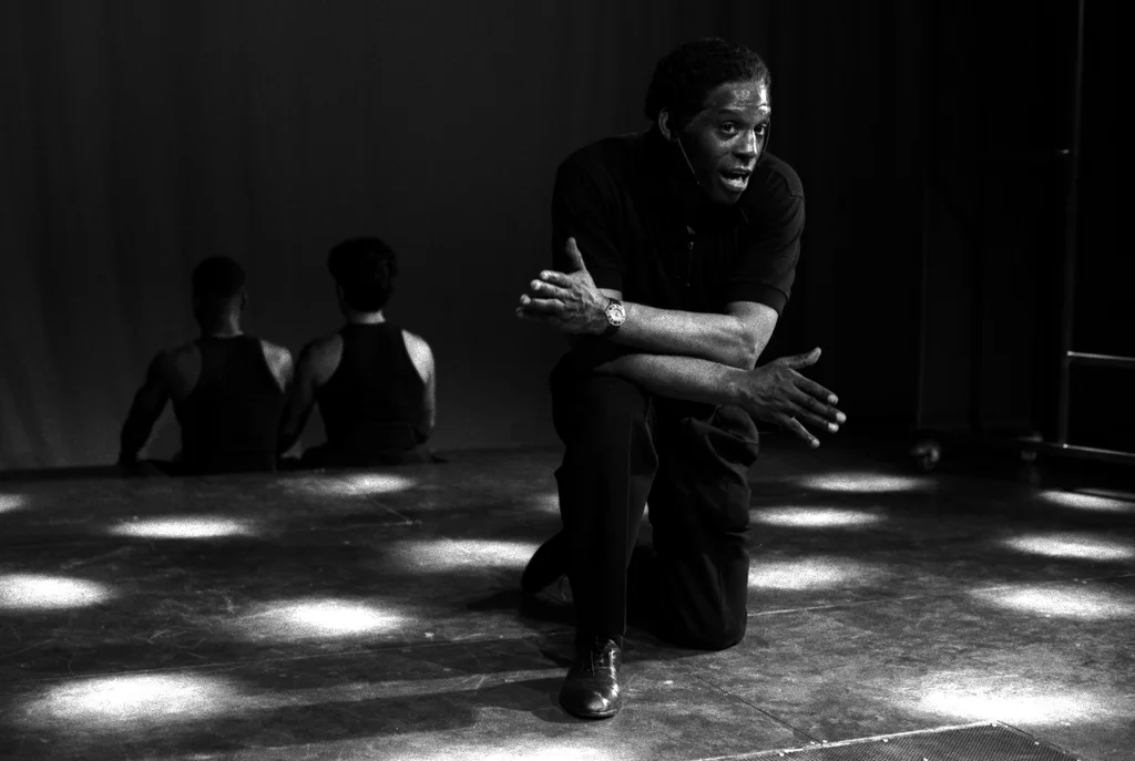 Linked image (O.J. Othello_Cosmic_John Leerdam_8