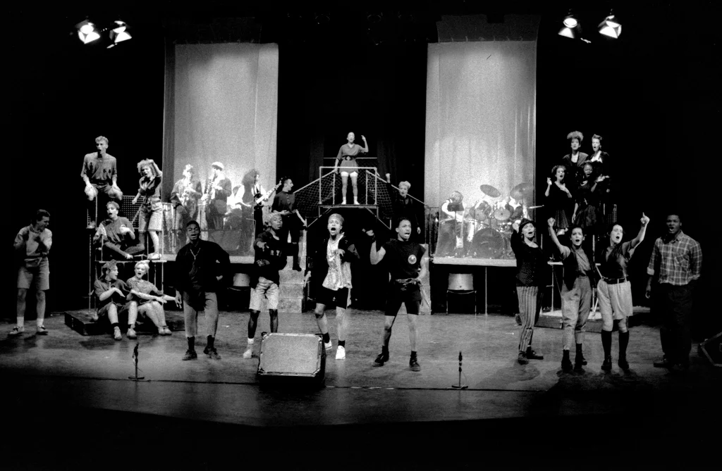 Linked image (Basta_Jongerentheater Artisjok Nultwintig_John Leerdam_4