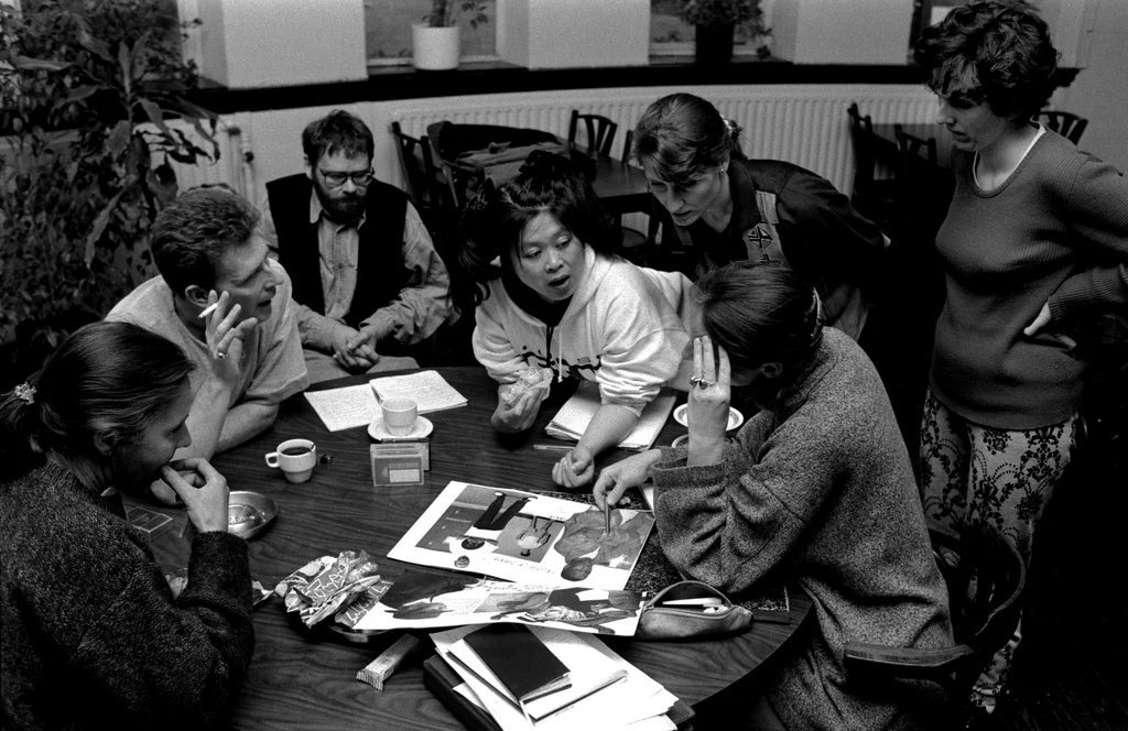 Linked image (Gameboys_Jongerentheater Artisjok Nultwintig_David Greaves en Nita Liem_16