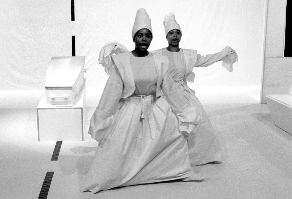 Linked image (Dans, dans dan_De Nieuw Amsterdam_Felix de Rooy_7