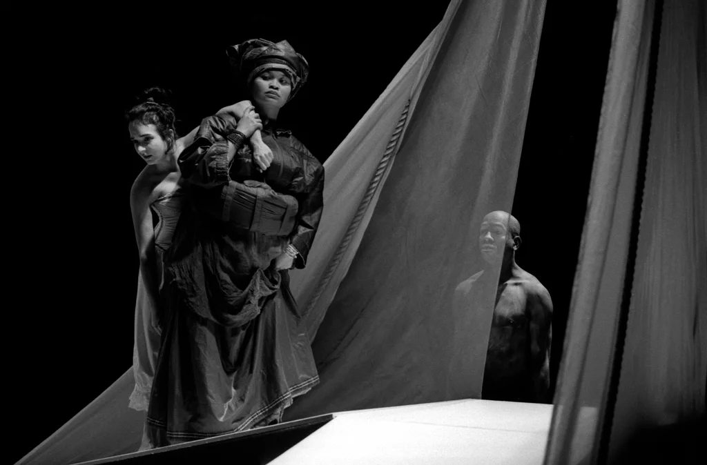 Linked image (John en Joanna_De Nieuw Amsterdam_Alida Neslo_22