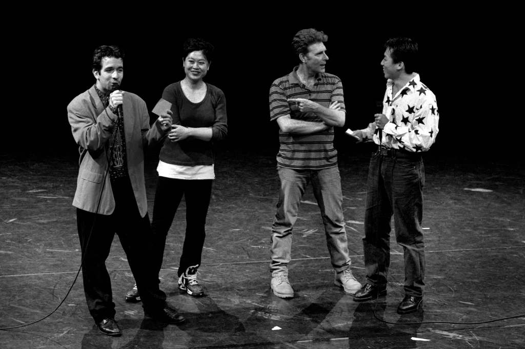 Linked image (Benefiet_Theatergroep Artisjok Nultwintig_Spelers_4