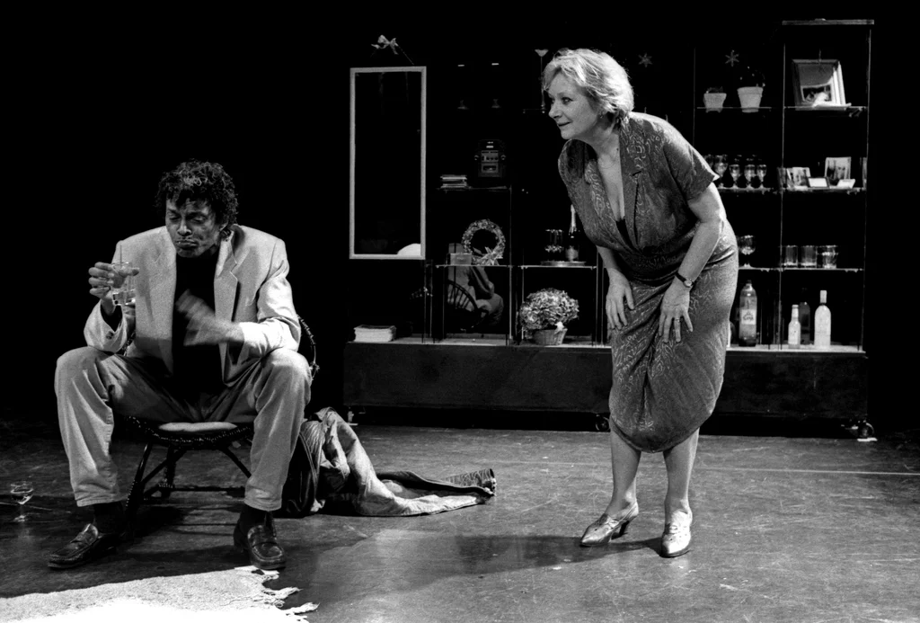 Linked image (Familie Samuels_Cosmic_Celil Toksöz_3