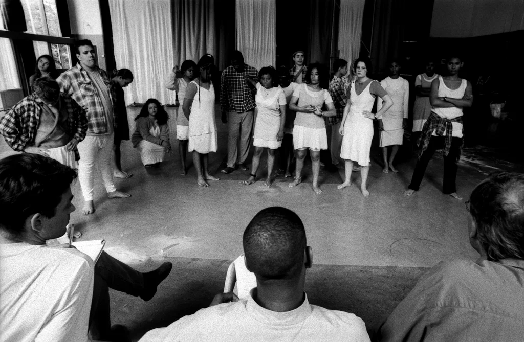 Linked image (Antigone_Jongerentheater Artisjok Nultwintig_John Leerdam_2