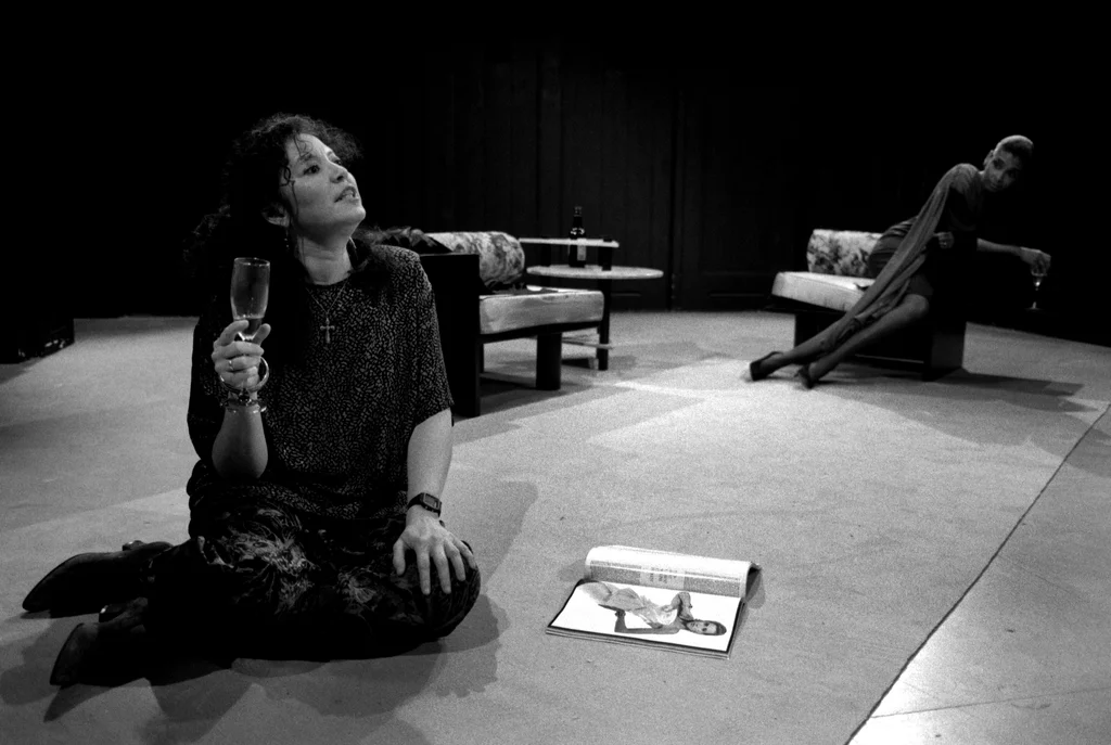 Linked image (Littekens Nasmaak_Cosmic Illusion Productions_John Leerdam_3