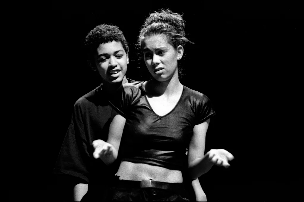 Linked image (Raptrap_Jongerentheater Artisjok Nultwintig_Nita Liem en Harm van Geel_22