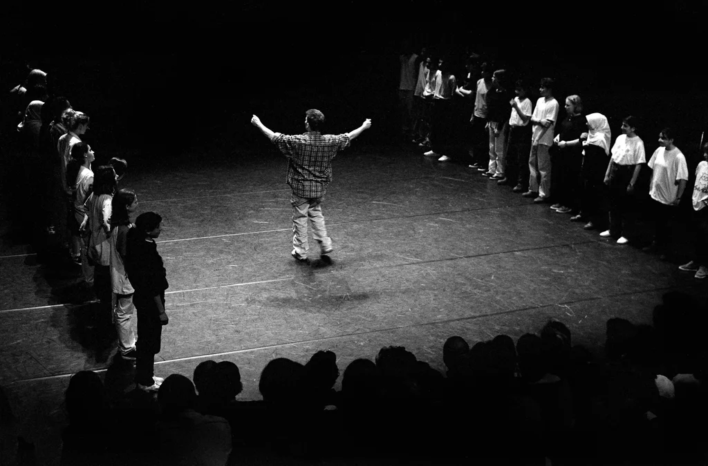 Linked image (Palestina Project_Theatergroep Artisjok Nultwintig_David Greaves en Nita Liem_11