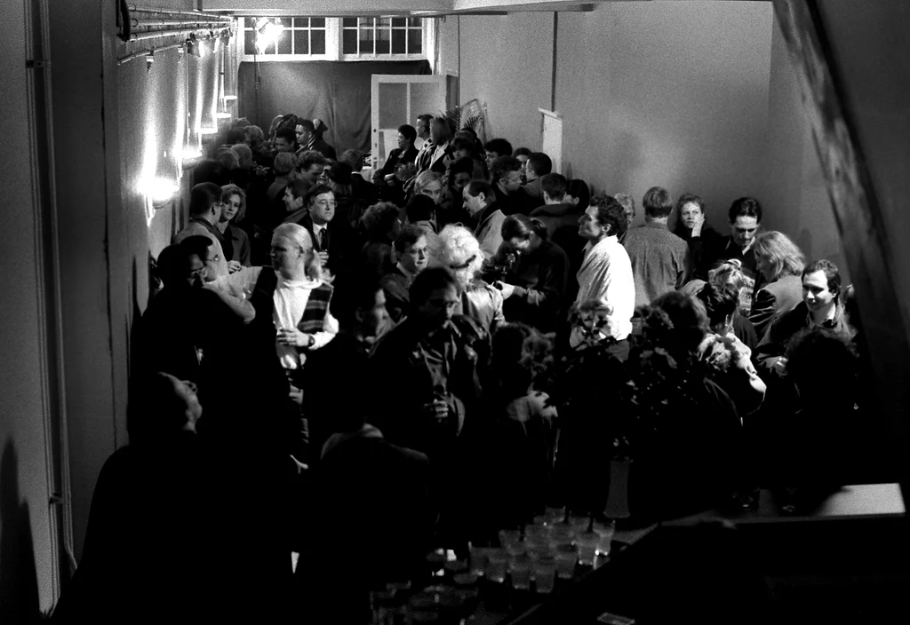 Linked image (Opening Cosmic Theater_4