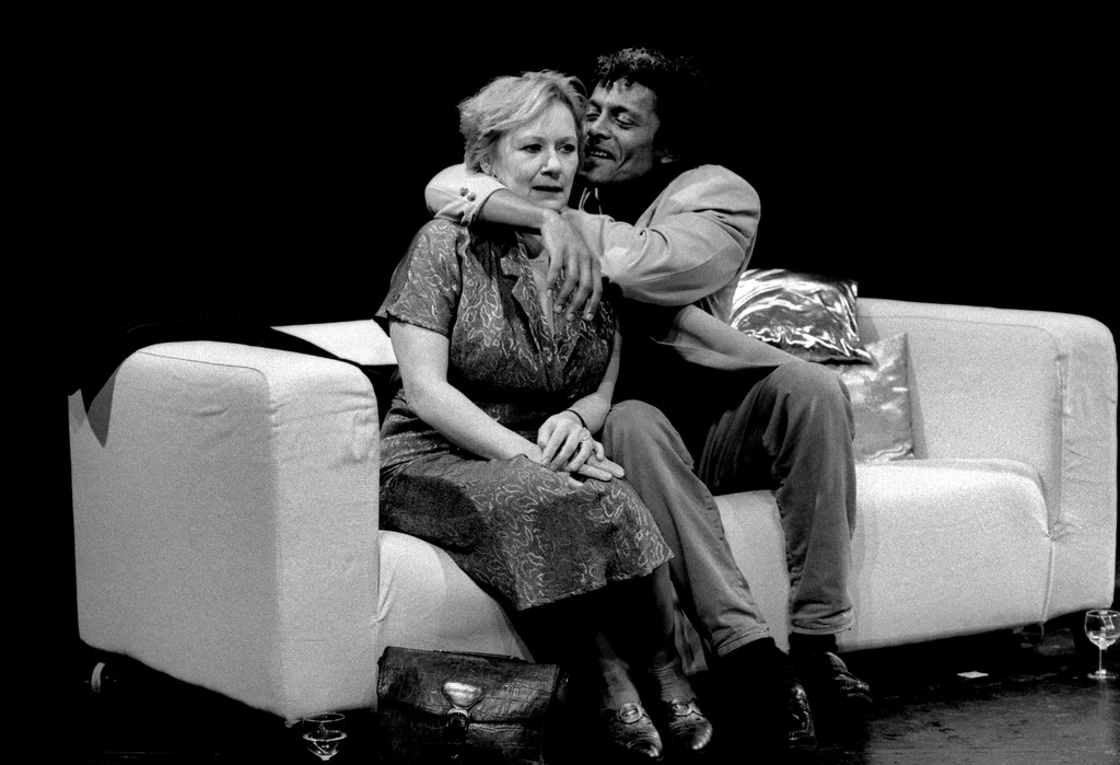 Linked image (Familie Samuels_Cosmic_Celil Toksöz_2