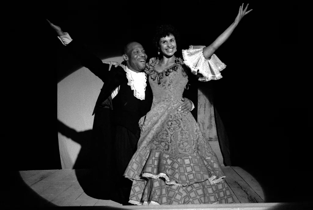 Linked image (!Ay Carmela!_De Nieuw Amsterdam_Nilo Berrocal Vargas_14