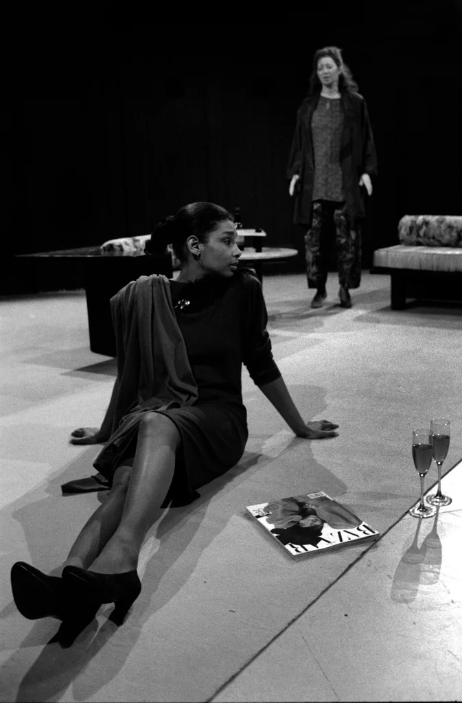 Linked image (Littekens Nasmaak_Cosmic Illusion Productions_John Leerdam_10