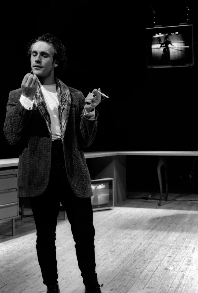 Linked image (Wilde about Oscar_Pieter C. Scholten_3