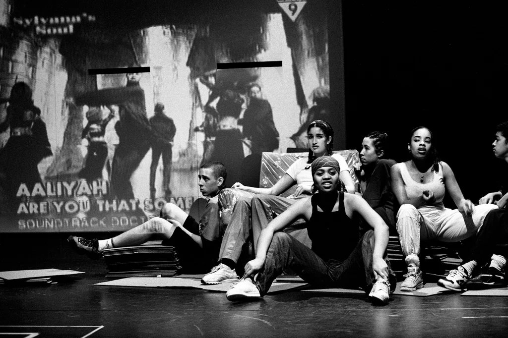 Linked image (Raptrap_Jongerentheater Artisjok Nultwintig_Nita Liem en Harm van Geel_18