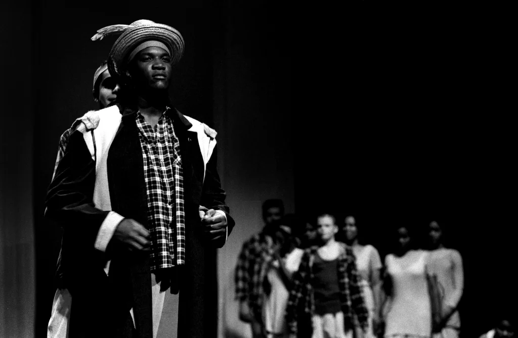 Linked image (Antigone_Jongerentheater Artisjok Nultwintig_John Leerdam_9