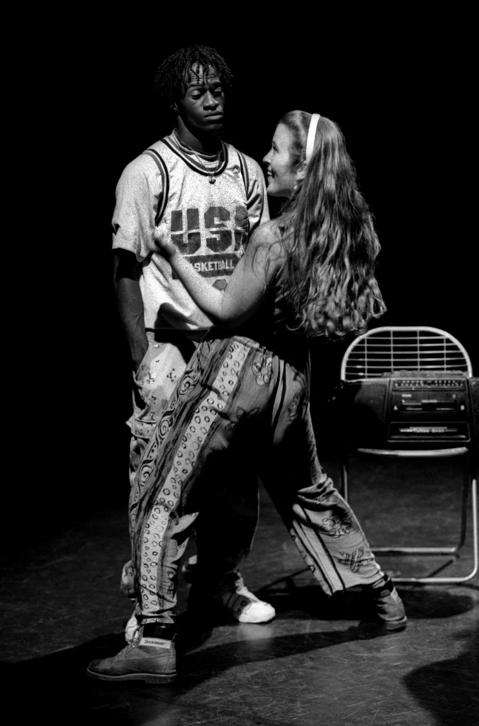 Linked image (Bloedlink_Theatergroep Artisjok Nultwintig_David Greaves_9