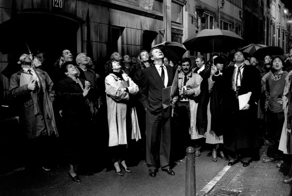 Linked image (Opening Cosmic Theater_5