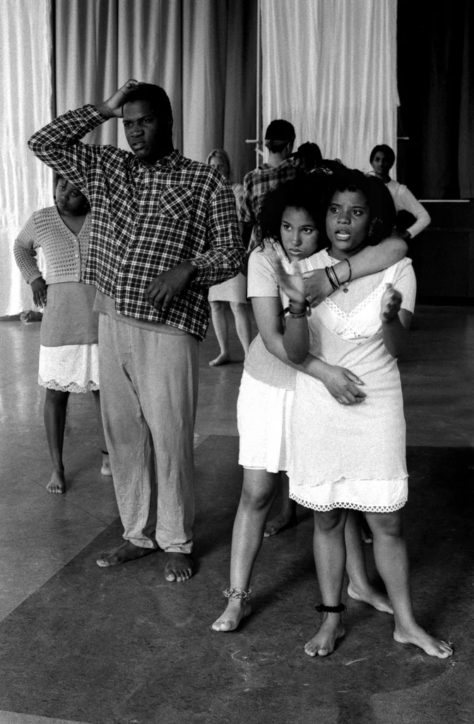 Linked image (Antigone_Jongerentheater Artisjok Nultwintig_John Leerdam_1