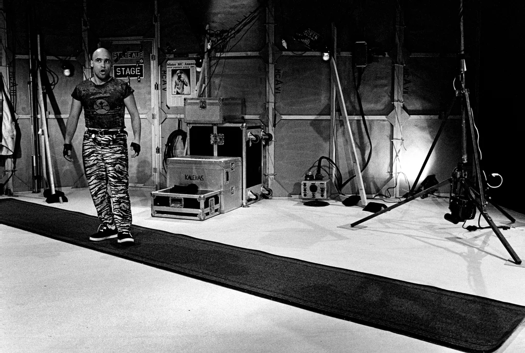 Linked image (MC Anansi_Stichting Kalebas Produkties___9