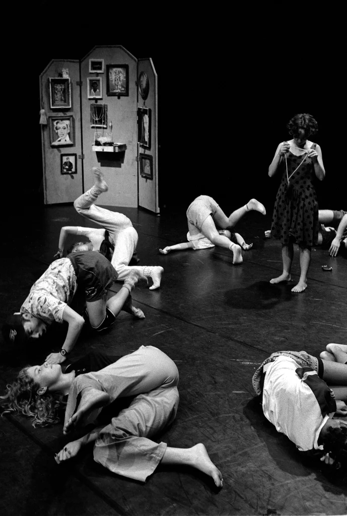 Linked image (Quest_Jongerentheater Artisjok Nultwintig_David Greaves en Nita Liem_5