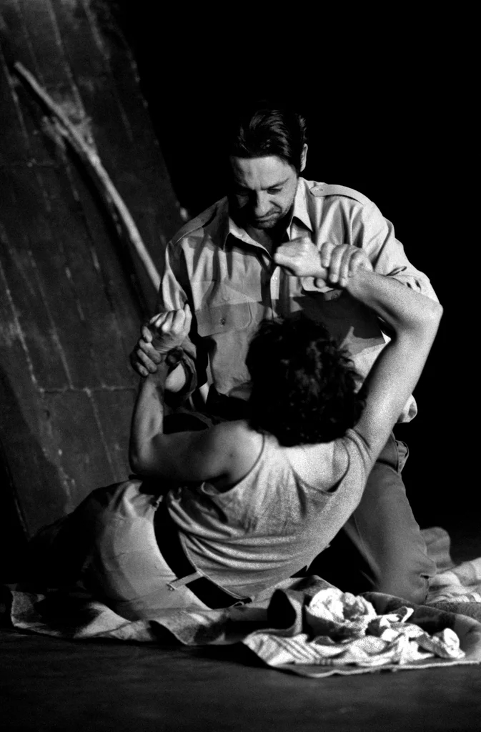 Linked image (Carmen 1936_De Nieuw Amsterdam en Torka-T_Robert Siân_5