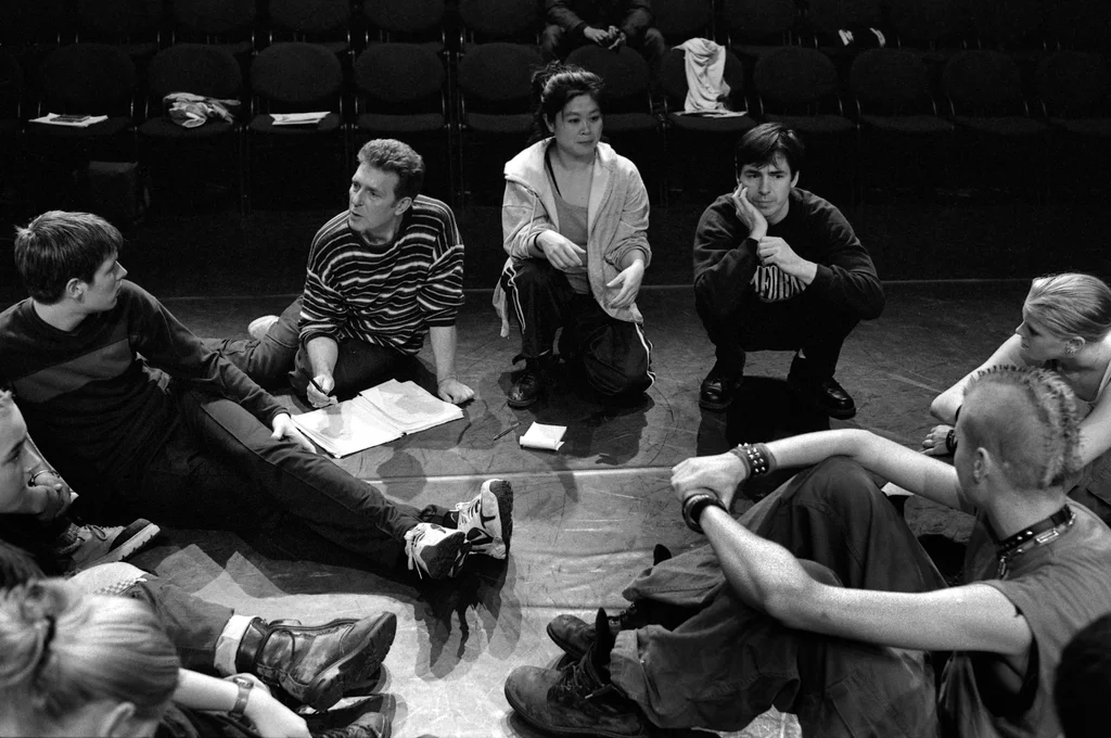 Linked image (OLAA_Jongerentheater Artisjok Nultwintig_David Greaves en Nita Liem_12