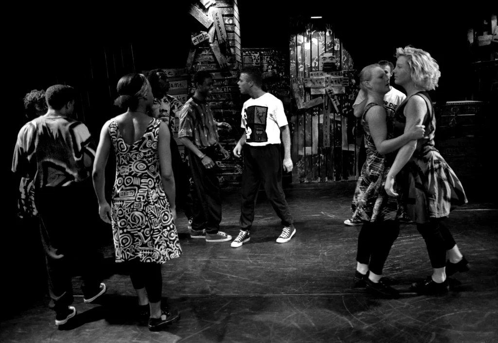 Linked image (Concrete_Cosmic Illusion Productions_Steven Daniels_7