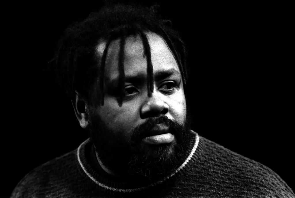 Linked image (De aap, zijn bruid en het systeem_Cosmic_Guilly Koster_12