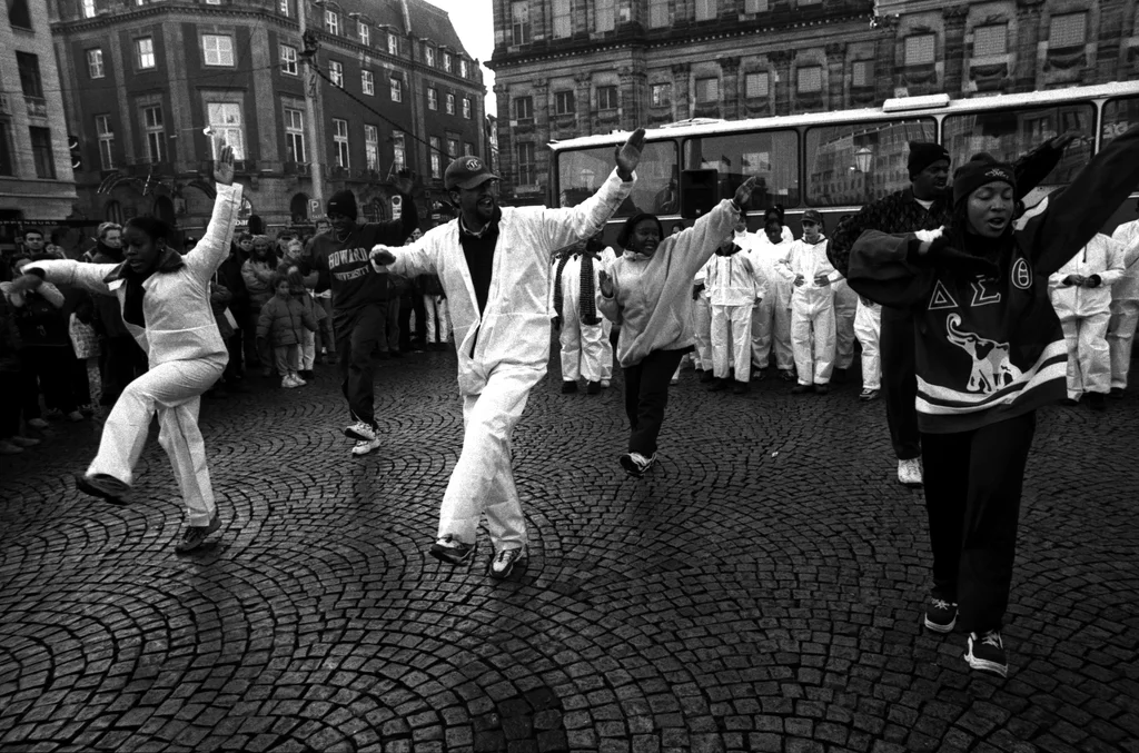 Linked image (Plein Stepping_Jongerentheater Artisjok Nultwintig_Nita Liem_5