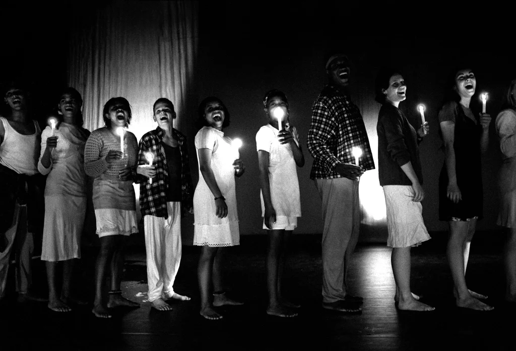 Linked image (Antigone_Jongerentheater Artisjok Nultwintig_John Leerdam_5