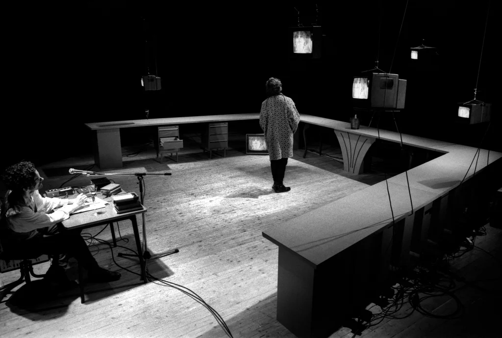 Linked image (Wilde about Oscar_Pieter C. Scholten_7