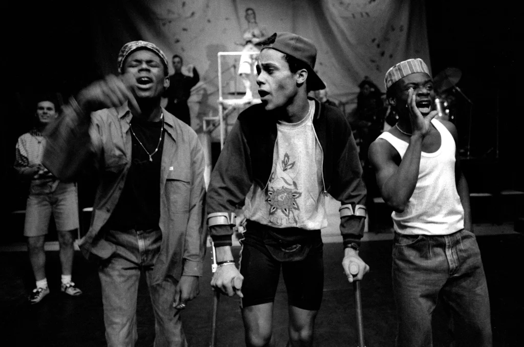 Linked image (Basta_Jongerentheater Artisjok Nultwintig_John Leerdam_1