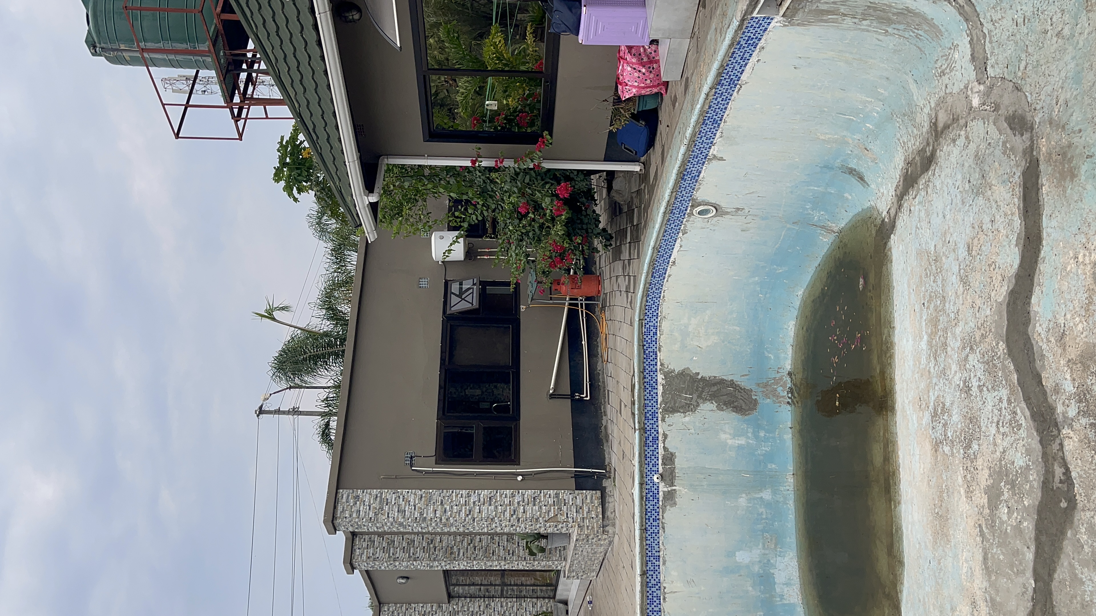 MADAM MTONGA’s BH — photo 7