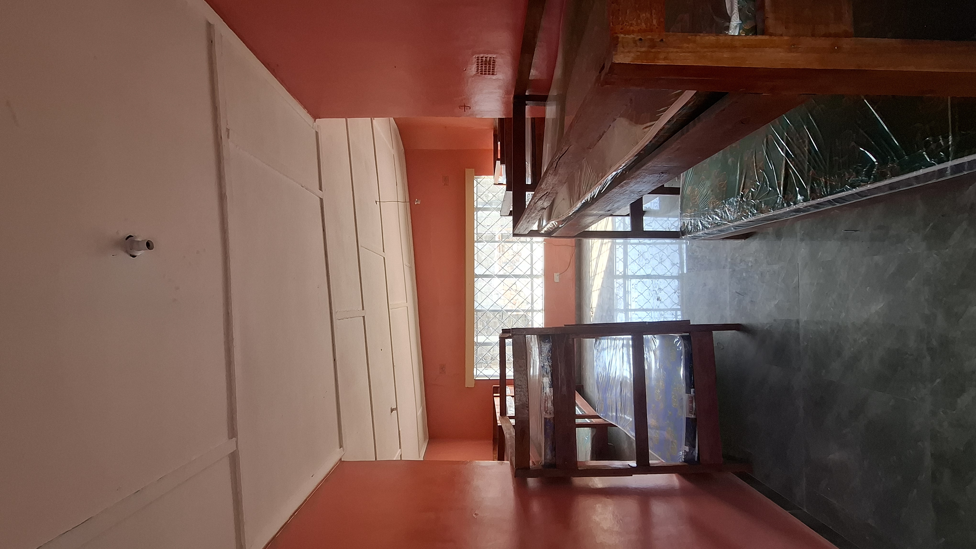 Miss Phales boarding house — photo 6