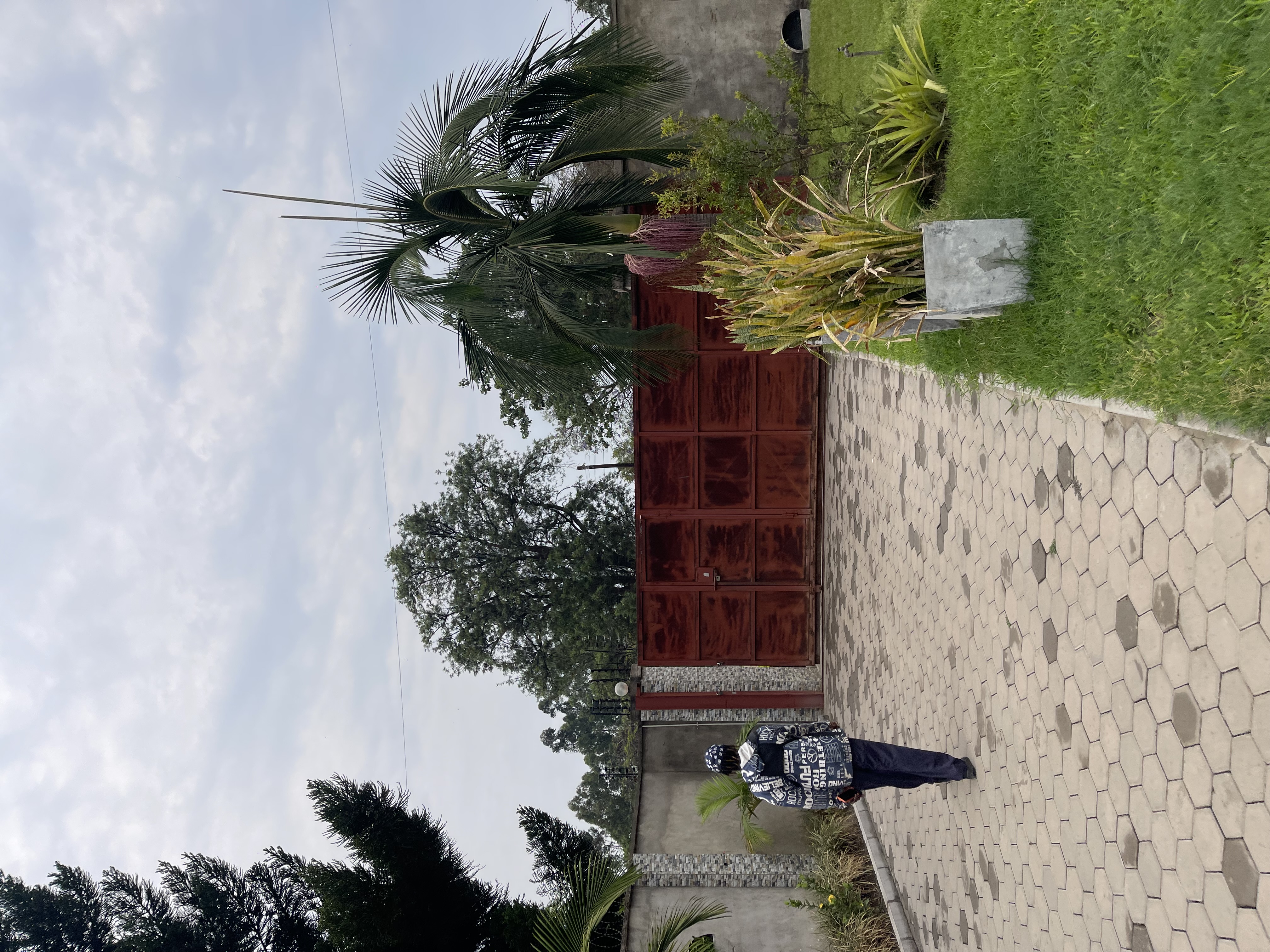 MADAM MTONGA’s BH — photo 10