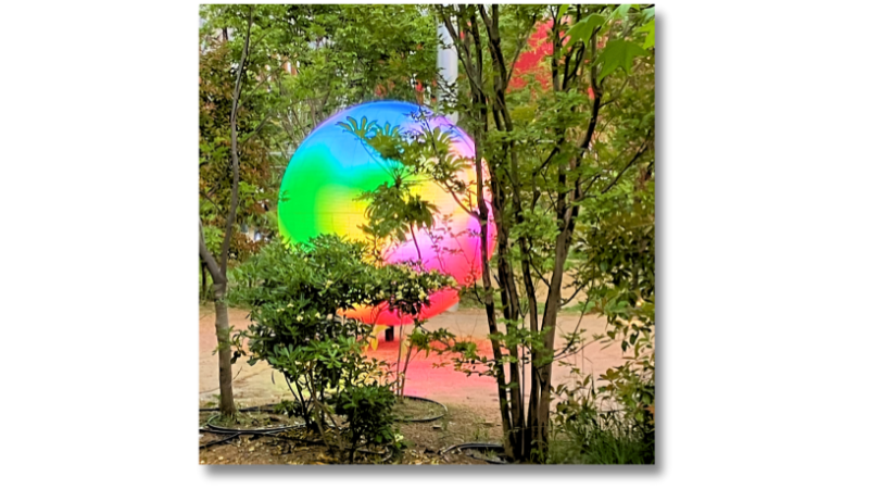 クライマックスの球体型LED