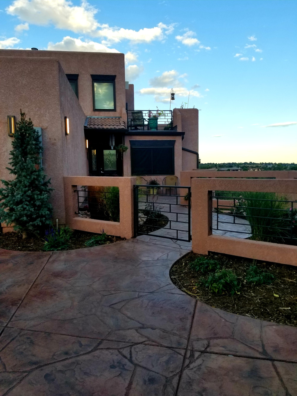 Front Entry Transformation at Manitou Springs