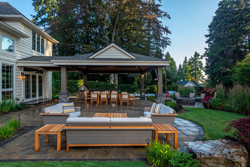 Medina Outdoor Entertaining