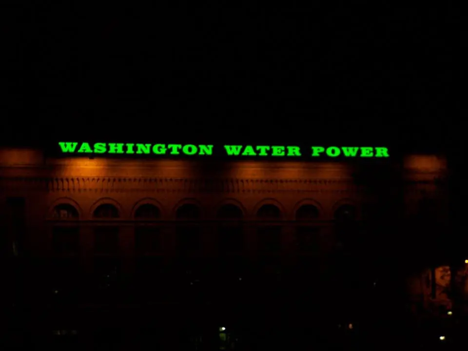 lighted Pan Channel Letters