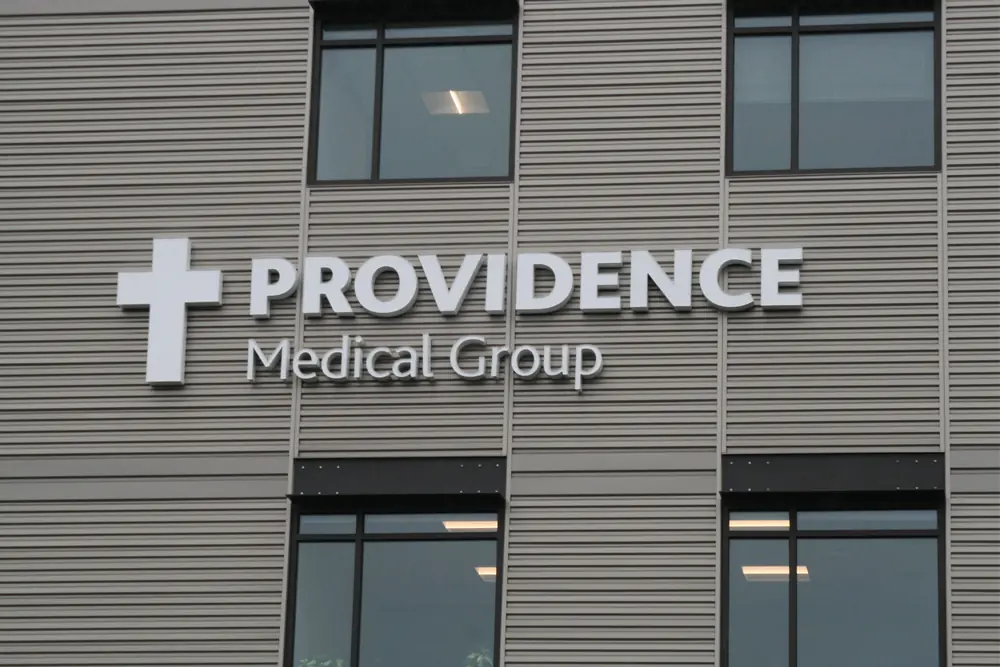Internally Illuminated Pan Channel Letters
