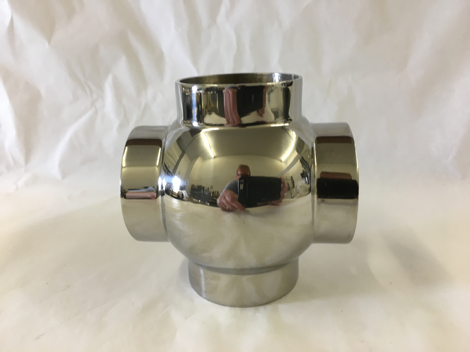 Polished Stainless Ball Cross Fitting (1-1/2in)