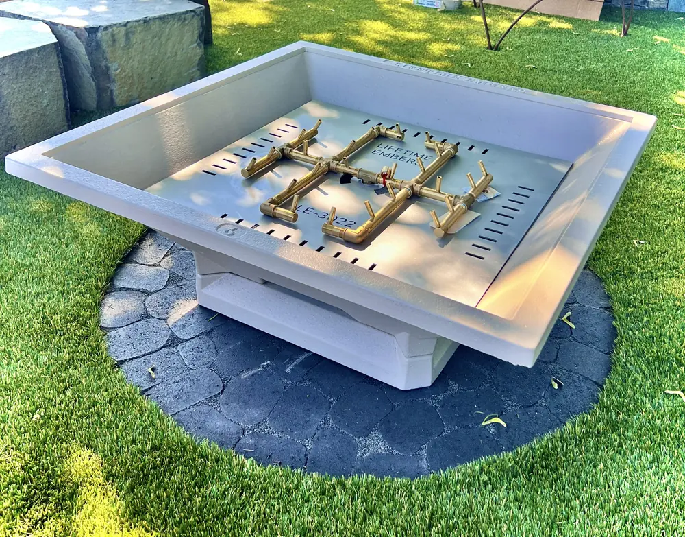 LE-42 Powder Coated with a 240K BTU Burner