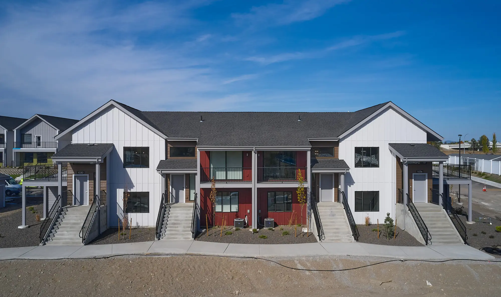 1032 E RAILROAD (GARDEN MIDDLE)