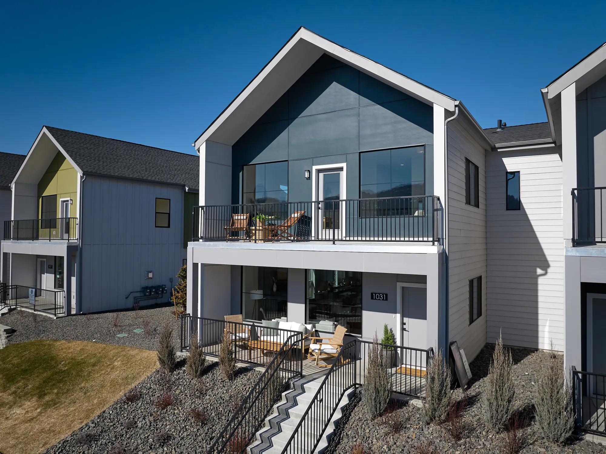 MODEL HOME - 1031 E RR Ave