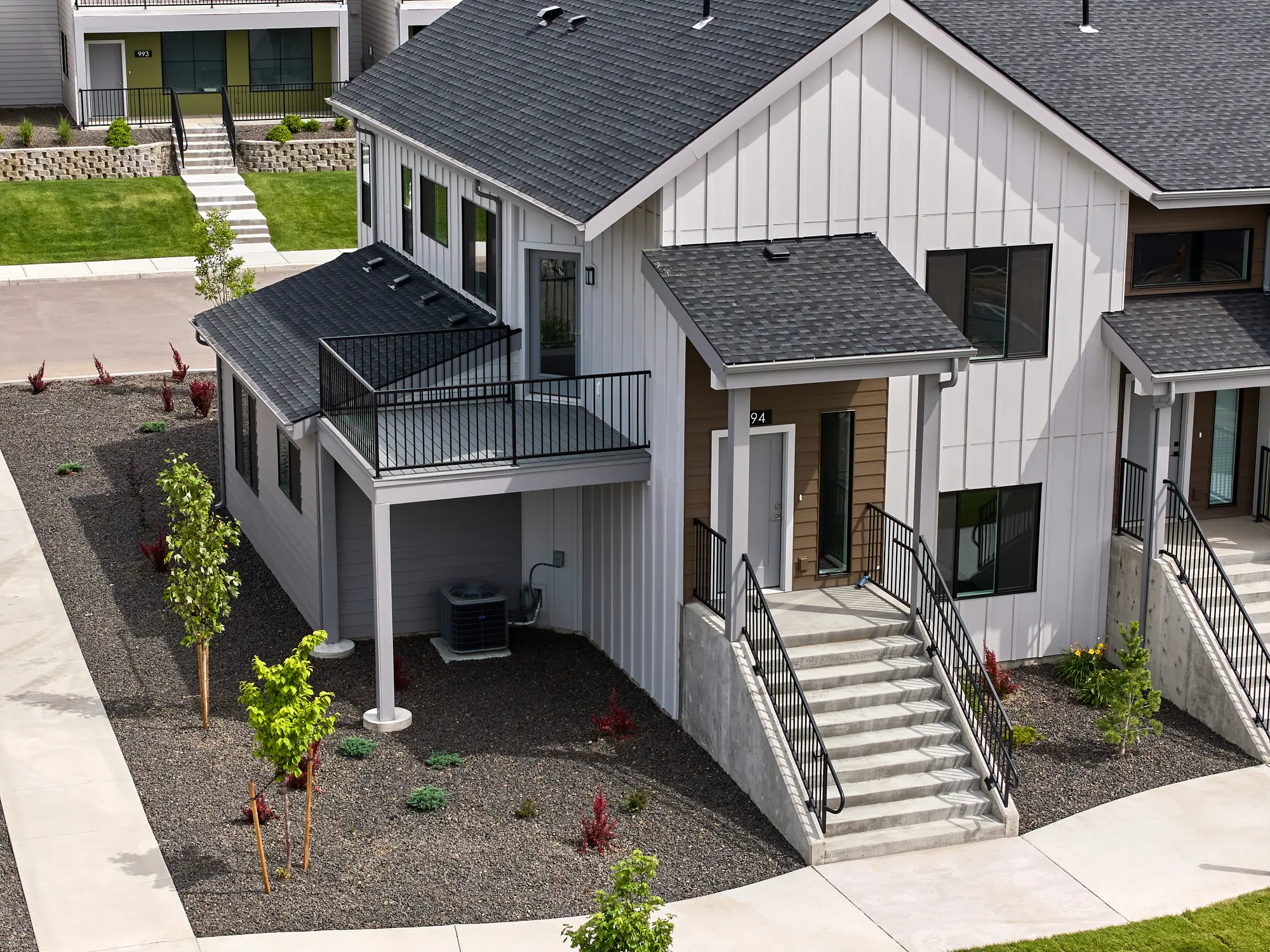 1223 E Millworx Loop (Garden End) *New Construction*