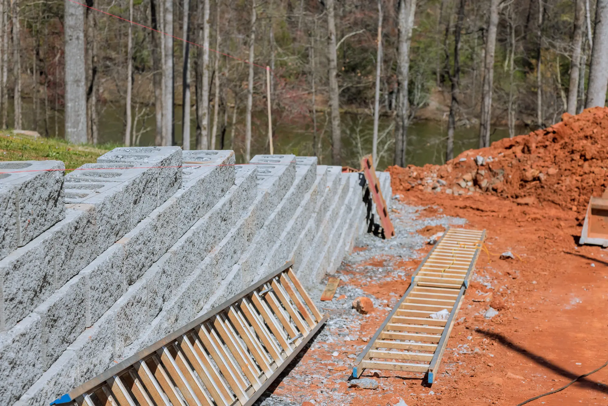 Hardscaping & Retaining Walls